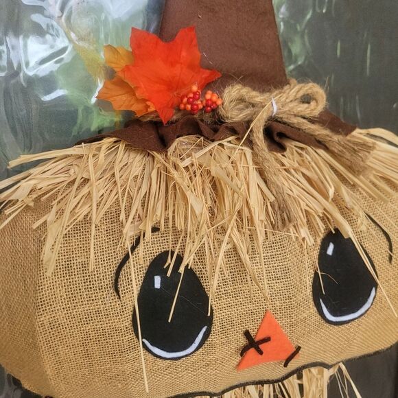 Burlap Scarecrow fall/ halloween door wreath - Picture 4 of 4